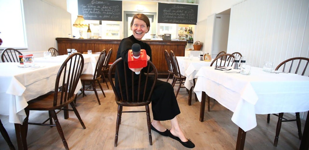 "Woracziczky"-Chefin Marion Jambor schlüpft in unterschiedliche Rollen.