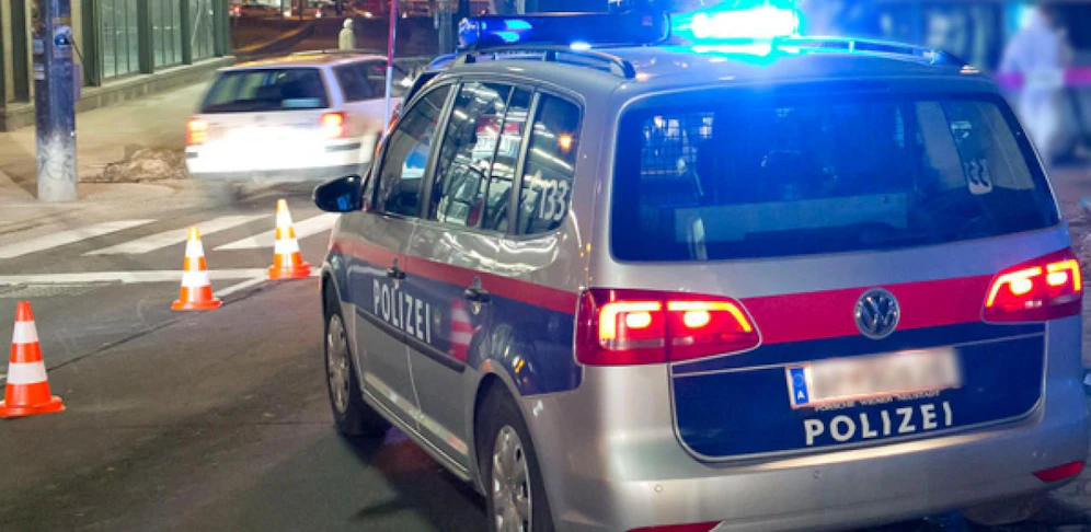 Die Polizei nahm die beiden Jugendlichen (16 und 17) fest.