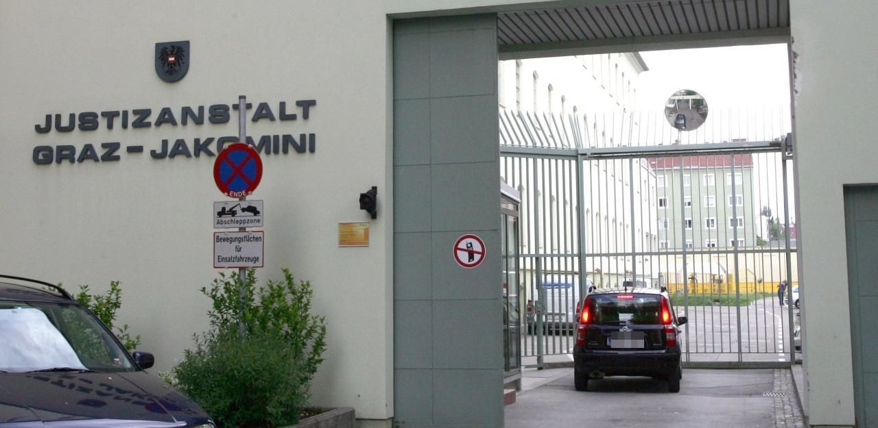 In der Justizanstalt Graz-Jakomini wartet die 29-Jährige nun auf ihren Prozess.