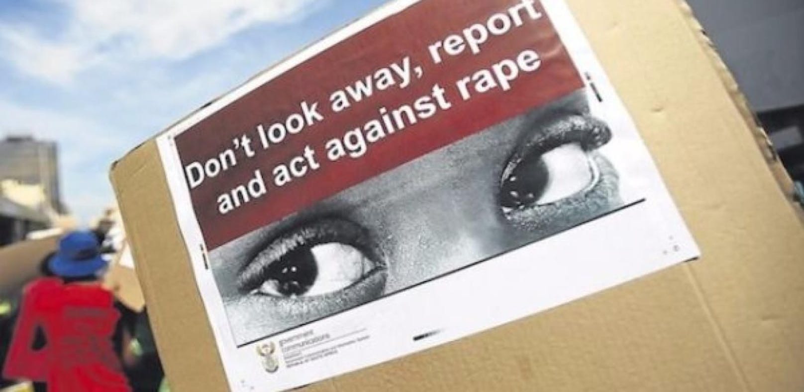 Über 100 Vergewaltigungen pro Tag in Südafrika: Eine Frauenorganisation fordert mehr Polizeiposten in ländlichen Gebieten.
