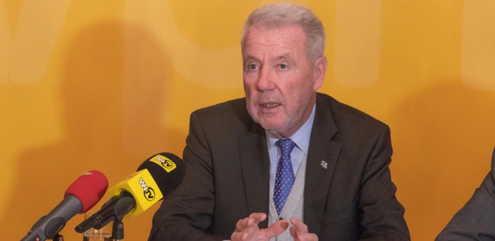 VPNÖ-Klubobmann Klaus Schneeberger bei der heutigen Pressekonferenz.