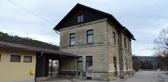 Der 63-Jährige wohnte im Bahnhofshaus.