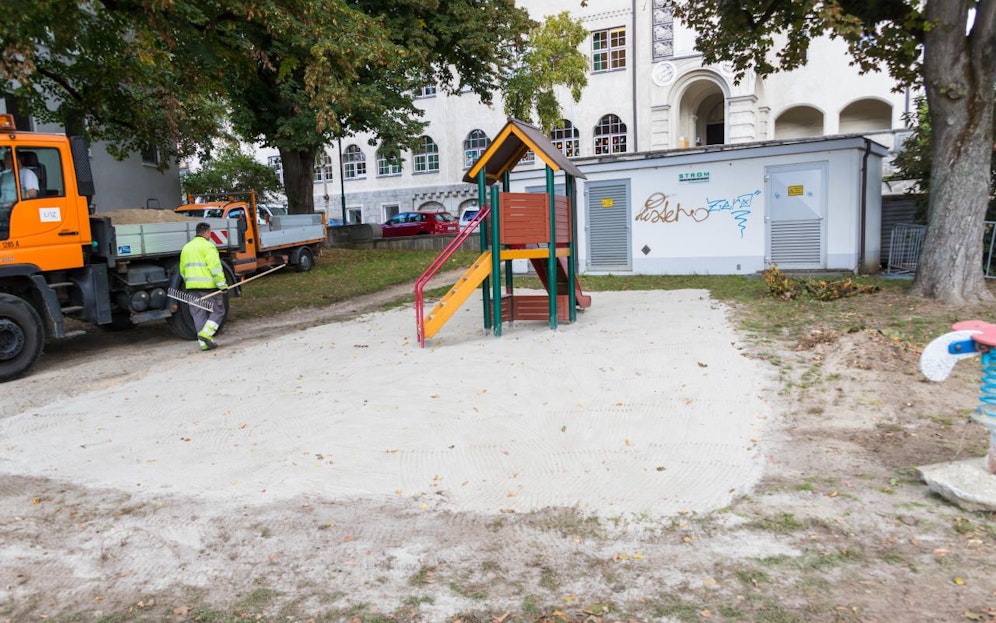 Auf diesem Spielplatz starb der 19-jährige Afghane nach dem Messer-Angriff.