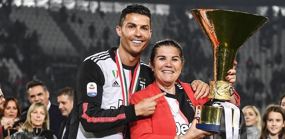 Cristiano Ronaldo mit seiner Mutter Dolores Aveiro