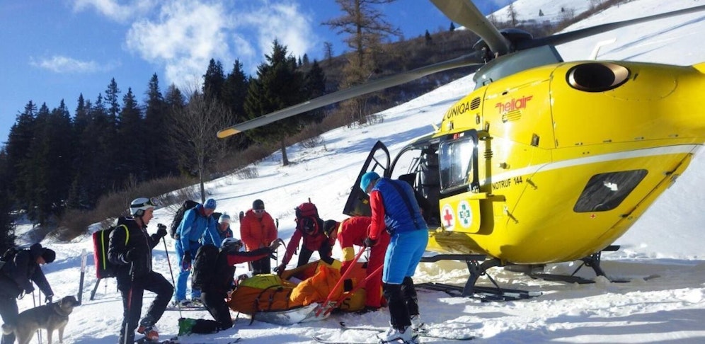 Die Bergrettung der Steiermark konnte den lebensgefährlich verletzten Mann bergen. (Symbol)