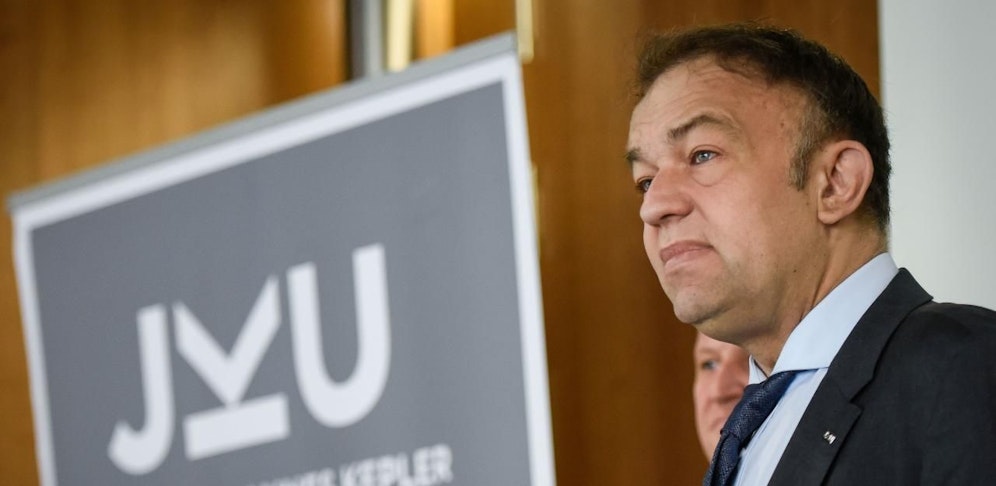 Meinhard Lukas will für 4 Jahre als JKU-Rektor weitermachen.