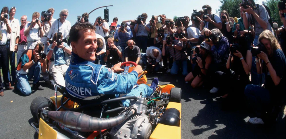 Michael Schumacher in einem Go-Kart auf der Cartbahn seines Vaters in Kerpen.