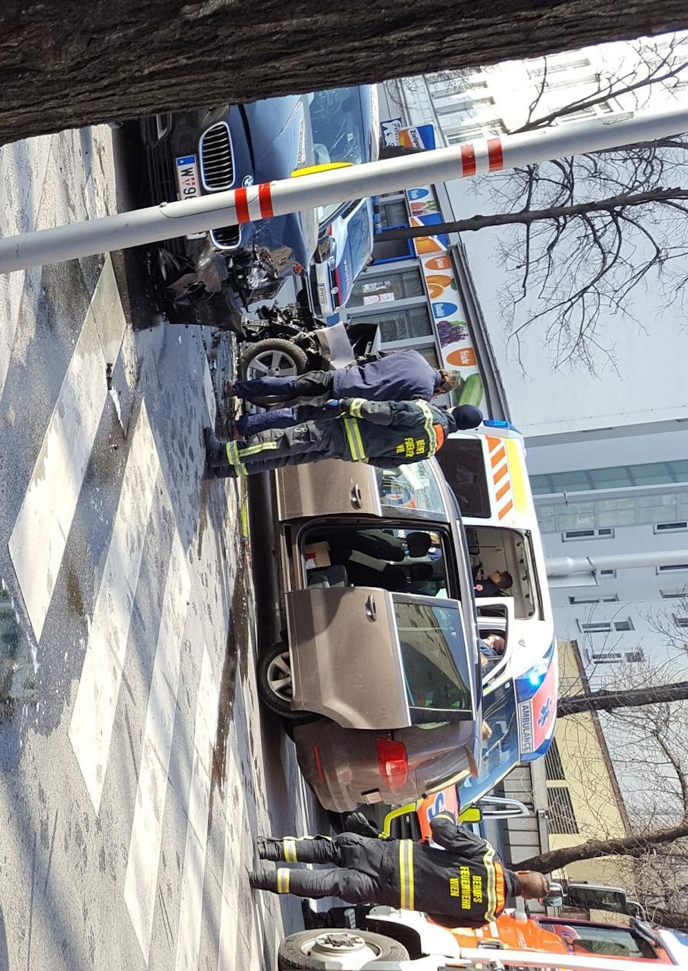 Frontal zusammengestoßen. 