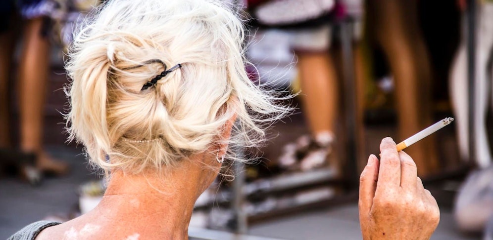 Saftige Geldstrafe für Raucher auf der Tabakmesse.