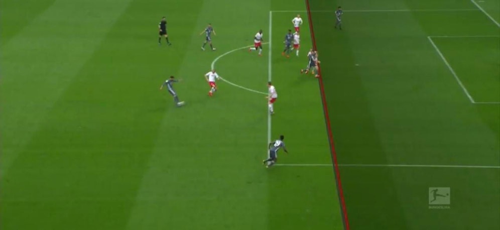 Robert Lewandowski steht im Abseits