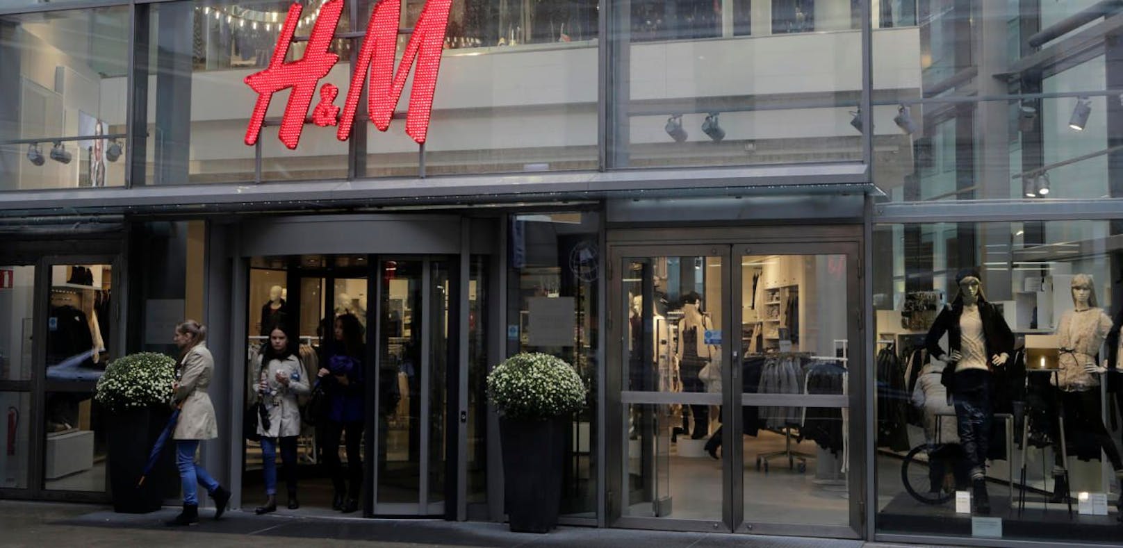 H&M lässt mit neuem Nähservice aufhorchen