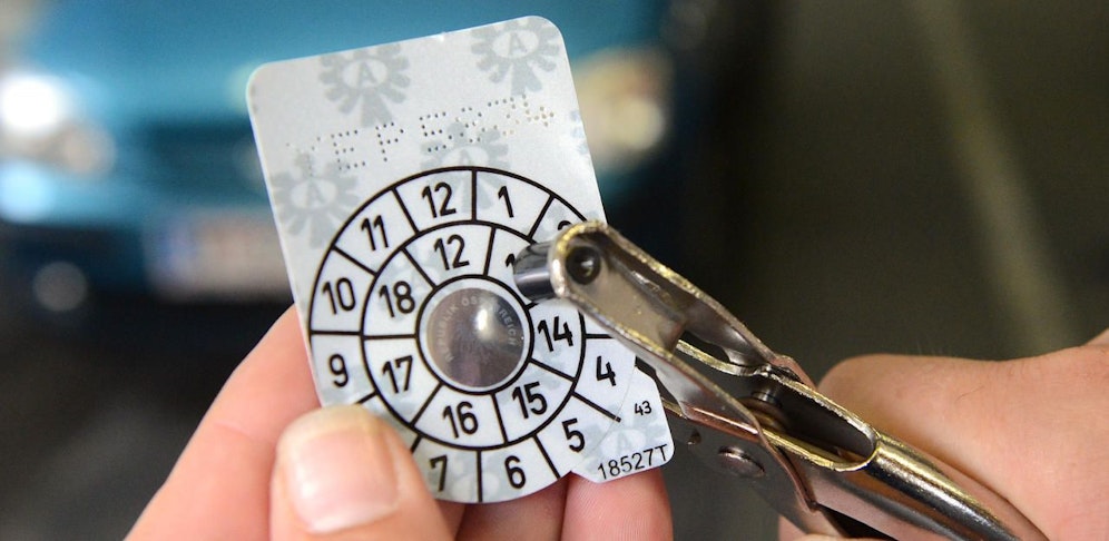 Bei manchen Fahrzeugklassen kommt es mit dem 1. März zu Veränderungen beim Pickerl.  