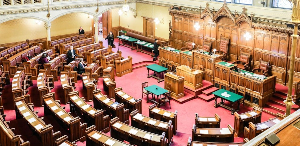 Die Frage, wie weit das Türkis-Grüne Regierungsprogramm positive oder negative Auswirkungen auf Wien hat, lockte deutlich mehr Mandatare ans Redepult als sonst bei Sondergemeinderatssitzungen üblich. 