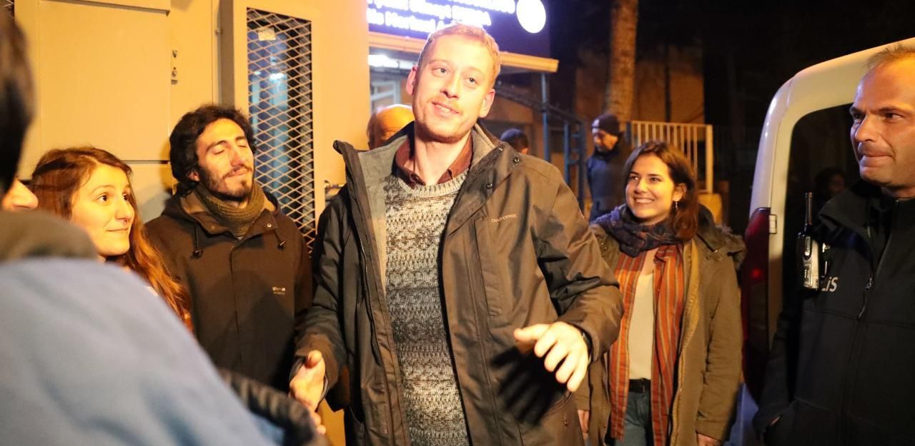 Heute.at - Terror-Ermittlungen gegen Zirngast in Österreich