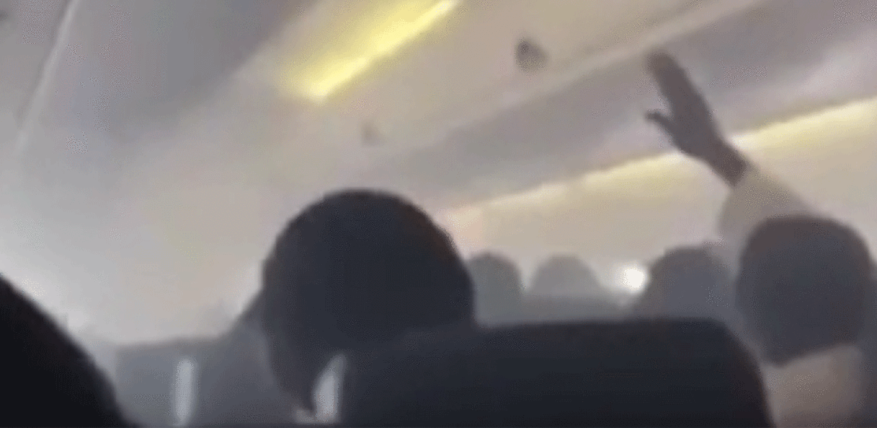 Heute.at - Rauch im Flieger, Masken fielen nicht herunter