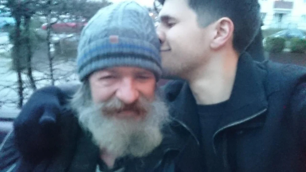 Endlich vereint! Norman hat seinen Papa wiedergefunden. 