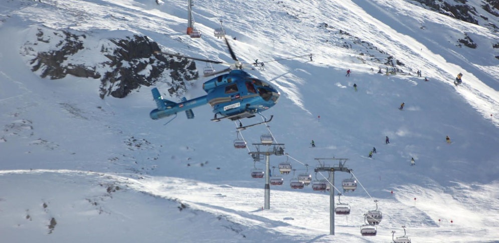 Der 31-Jährige wurde mit dem Hubschrauber ins Spital gebracht