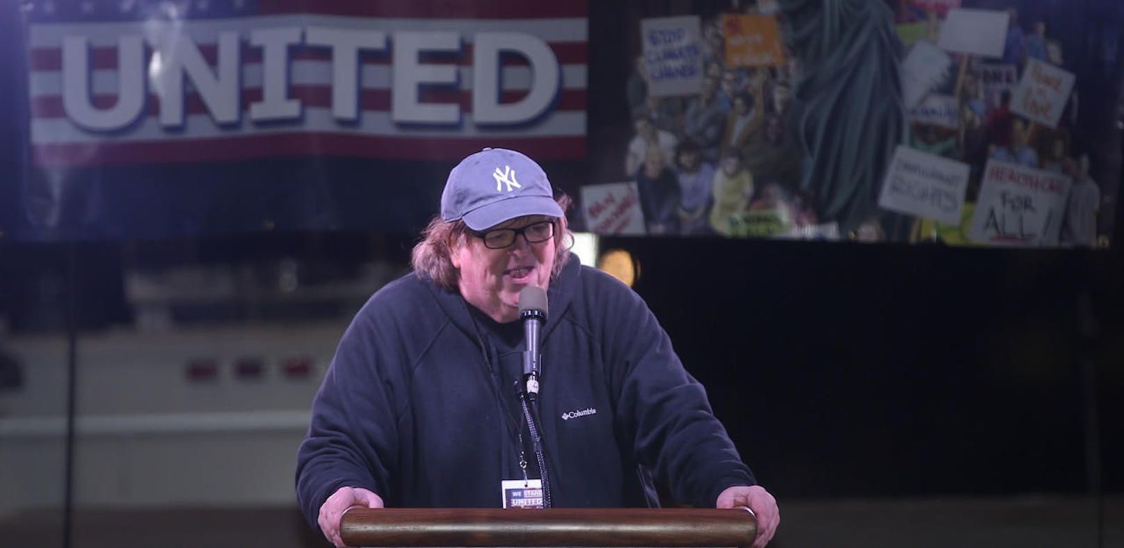 Michael Moore bei einem Protest vor dem Trump-Tower