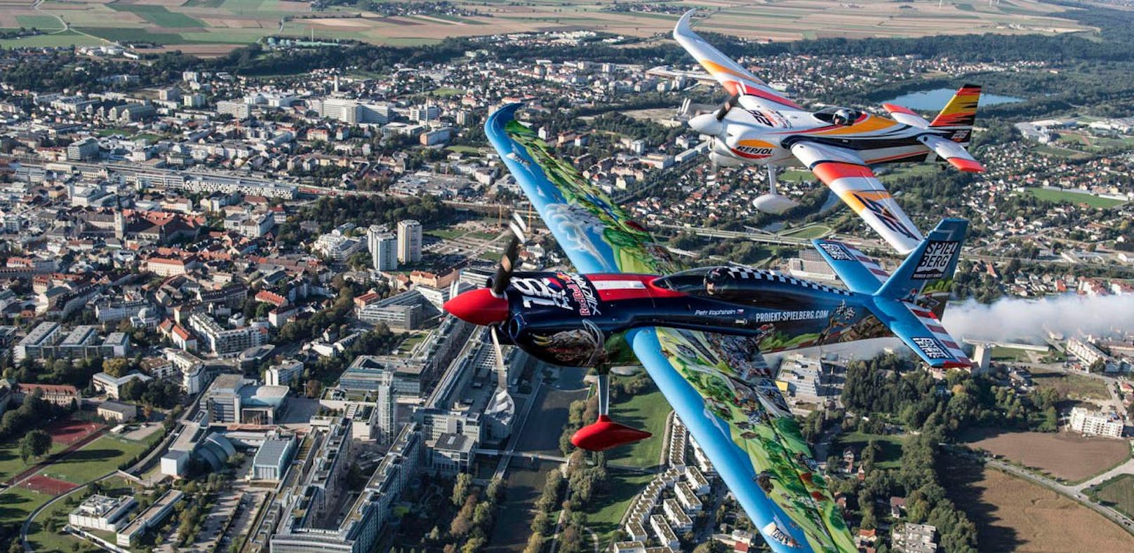 Das Red Bull Air Race landet am Wochenende in Wiener Neustadt.