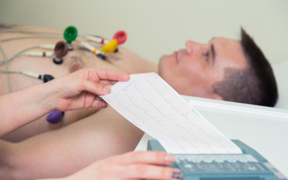 Den Testpersonen werden Fotos von Strandspaziergängen gezeigt (Symbolbild)