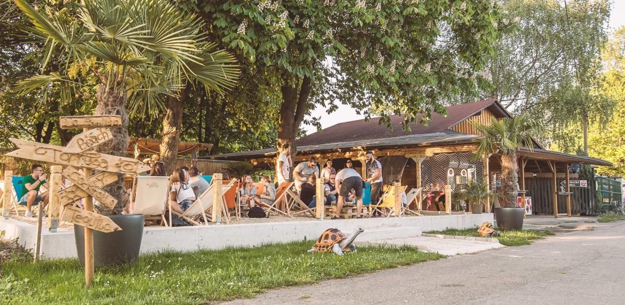 Heute.at - Neue Beachbar Tortuga rockt den Pichlingersee