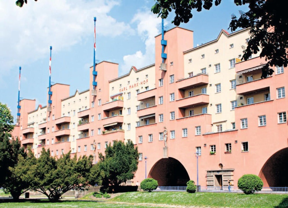 Der Wiener Gemeindebau begeht heuer seinen 100. Geburtstag, auch der Karl Marx-Hof feiert mit. 
