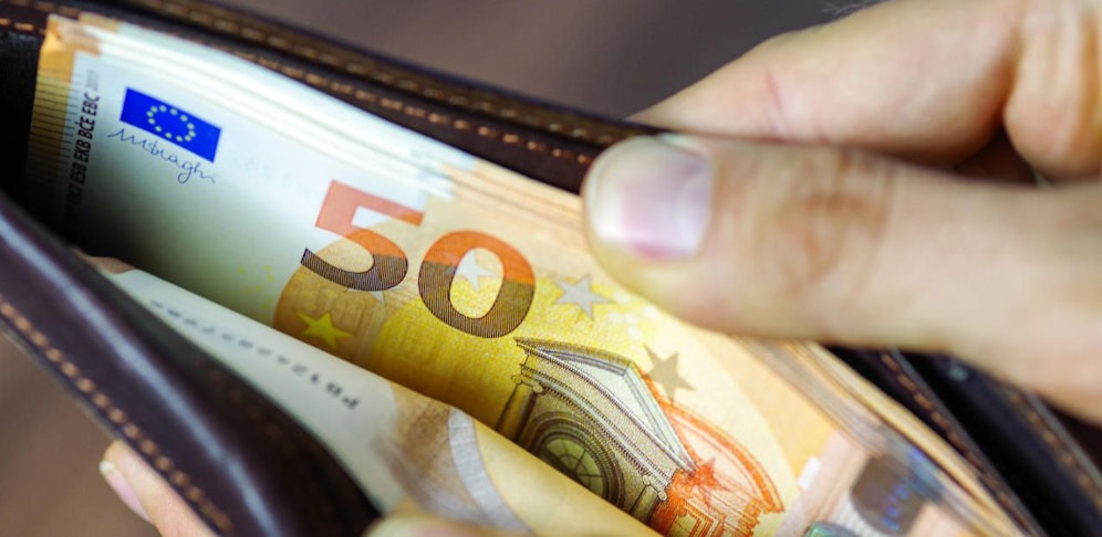 Die ÖVP will das "Grundrecht" auf den Einsatz von Bargeld in der Verfassung festschreiben.