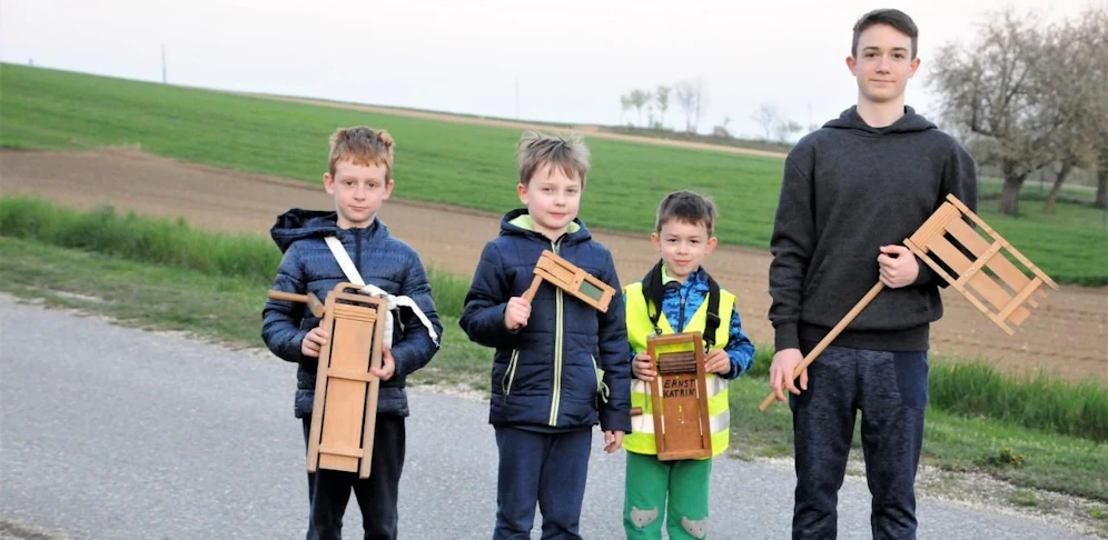 Michael Fitz, Gregor Puchner, Daniel und Berhard Staribacher aus dem Wildpark-Dorf Dörfles in den Leiserbergen.