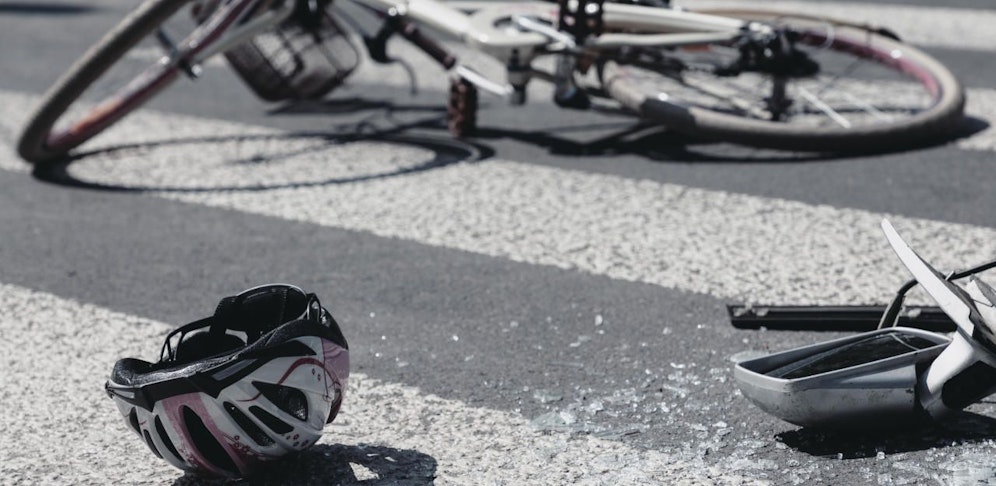 Der 12-Jährige Bub wurde bei der Kollision schwer verletzt (Symbolbild).