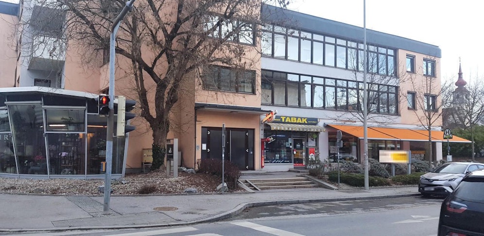 Das Opfer der Messerattacke schwebt in Lebensgefahr.