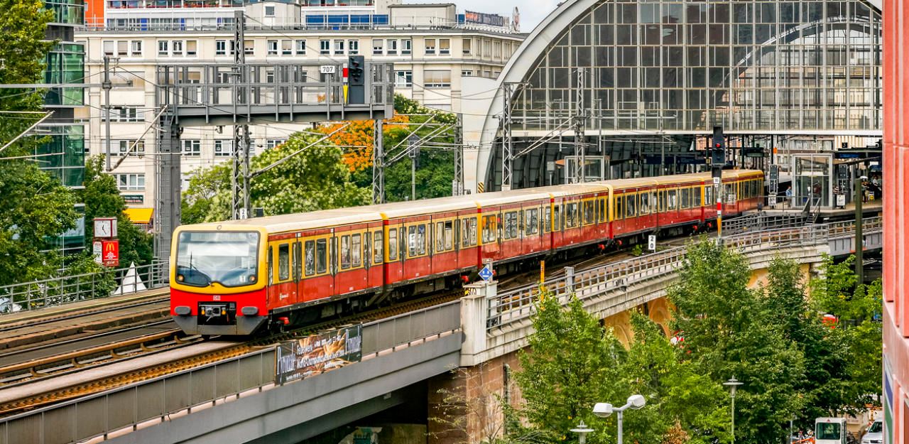 Pärchen Hat Sex In S Bahn Muss 7500 € Strafe Zahle Welt Heuteat 