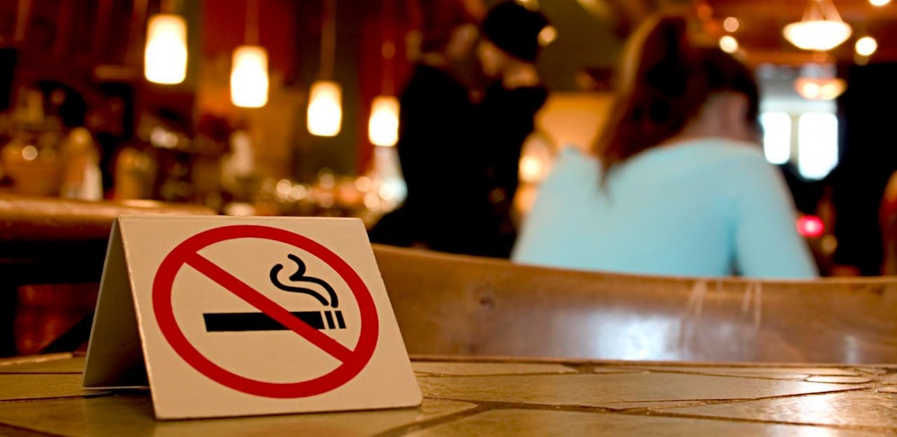 SPÖ und Grüne für generelles Rauchverbot in Lokalen.