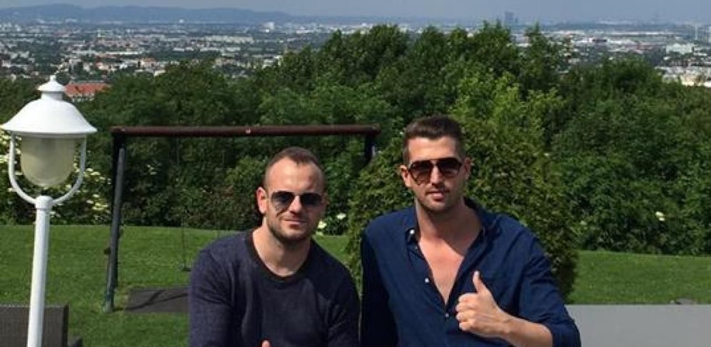 Sascha Kühnrich und Andreas Budin am Areal, auf dem der Beach Club entstehen wird.