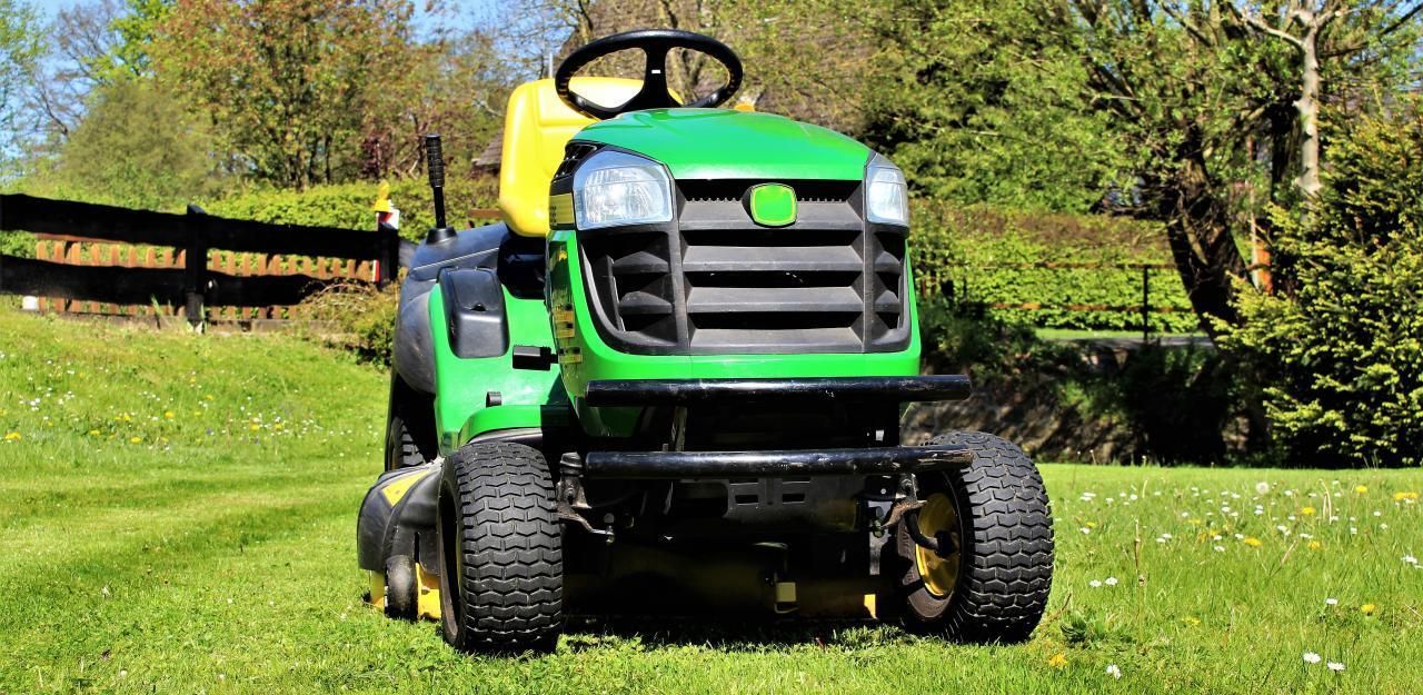 Heute.at - Wieder Traktor weg! 2. Foul beim SV Stetteldorf