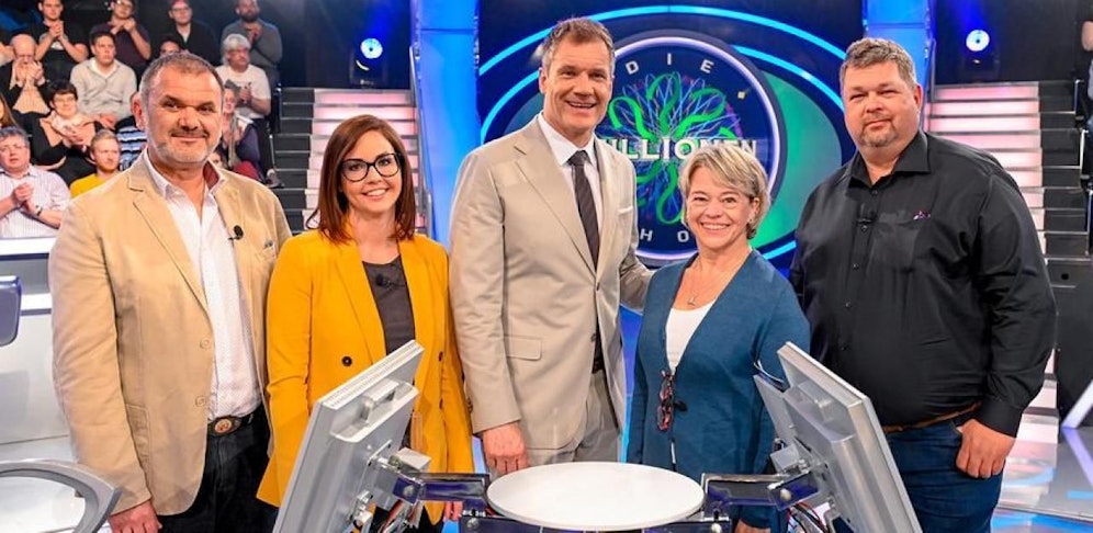 Wolfgang Fercher aus Villach in Kärnten, Jennifer Hirschmann aus Riegersburg in der Steiermark, Showmaster Armin Assinger, Gaby Waltner aus Hornsburg in Niederösterreich und Thomas Haller aus Oberperfuss in Tirol sind am Montag um 20.15 Uhr in ORF 2 bei der Sendung dabei.
