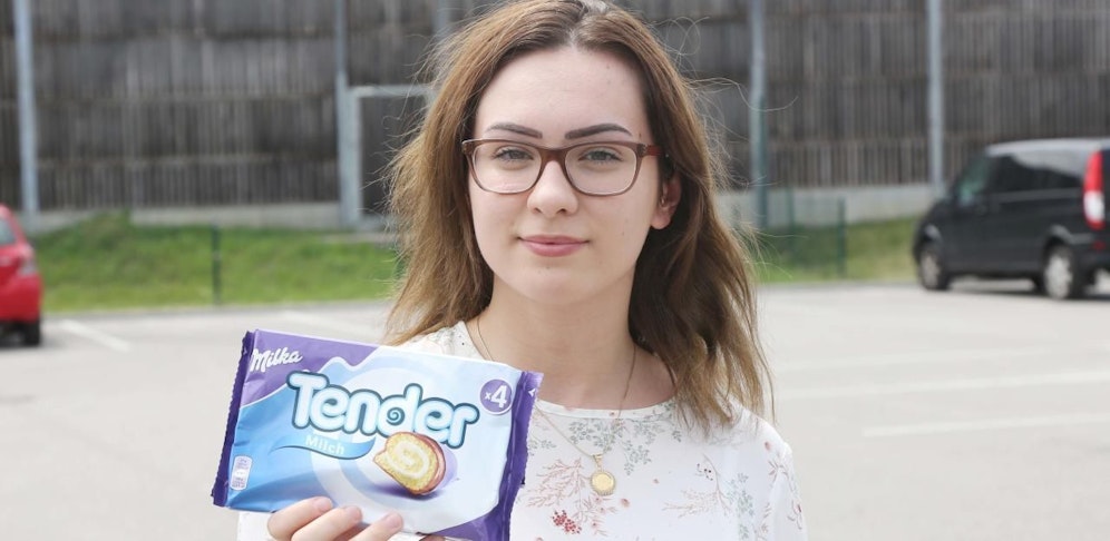 Eine Linzerin (20) bekam kein Milka-Tender, weil sie keinen Ausweis dabei hatte.