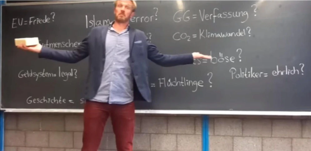 Der Pädagoge nennt sich "Der Volkslehrer"