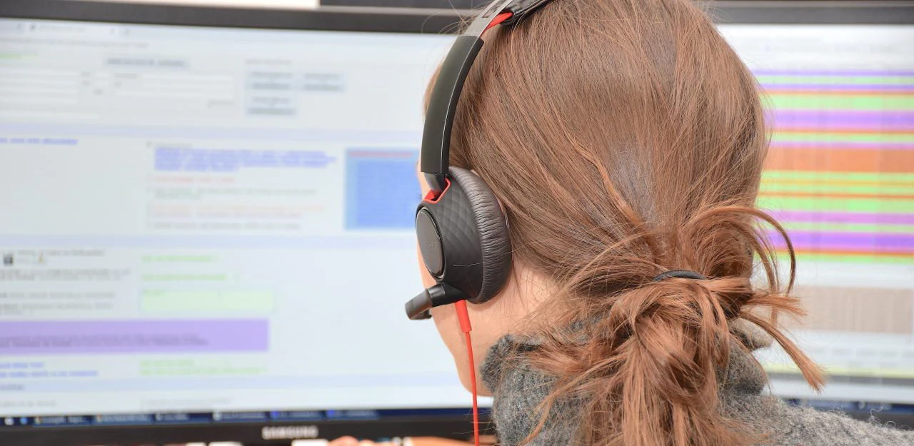 Hotline 1450: Die Zahl der Anrufe verringerte sich erneut.