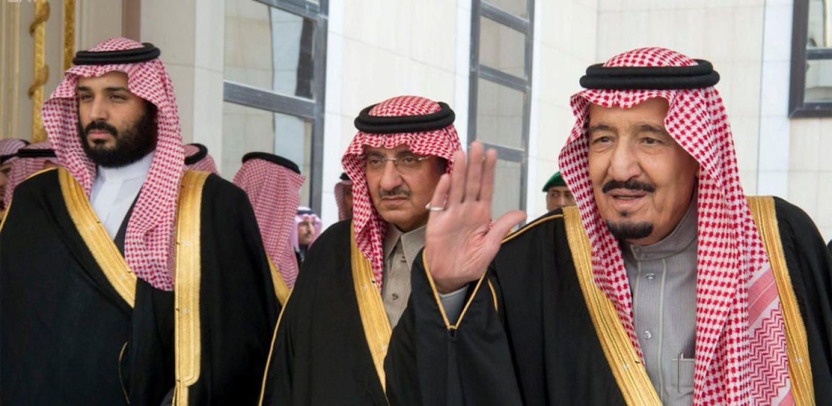 G20-Gipfel: Saudi-König bringt eigenen Thron mit