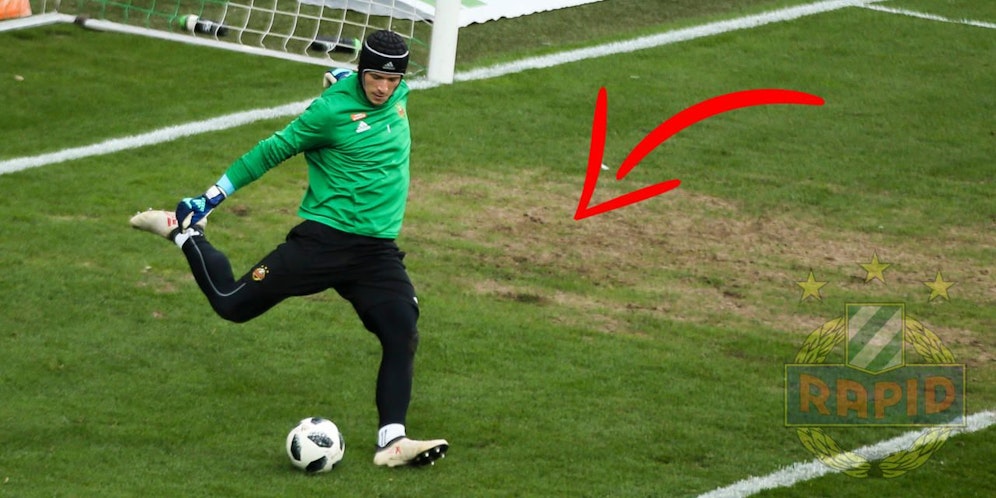 Auf diesem holprigen Rasen versprang sich der Ball zu Gunsten der Rapidler.