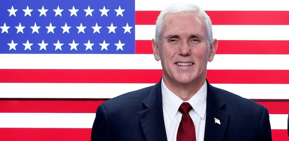 "Wir müssen amerikanische Dominanz im Weltraum haben. Und das werden wir", sagte Pence im Pentagon.