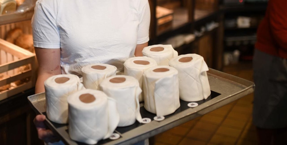 In dieser Bäckerei kostet eine Rolle Klopapier 6,95 Euro und kann mit Genuss verzehrt werden.