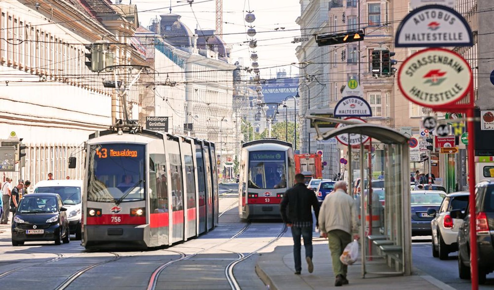 Aufatmen bei den Wienern: Ab 4. September sind die Öffis wieder in dichteren Intervallen unterwegs.