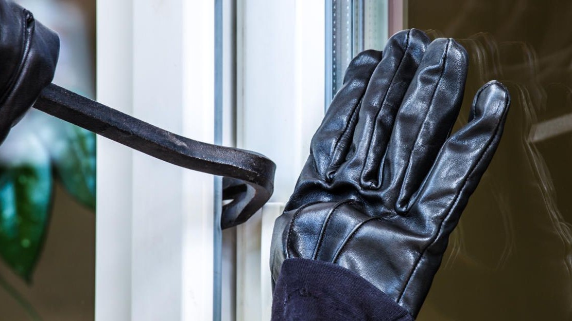 Heute.at - Einbruch in eigene Wohnung über Handy beobachtet