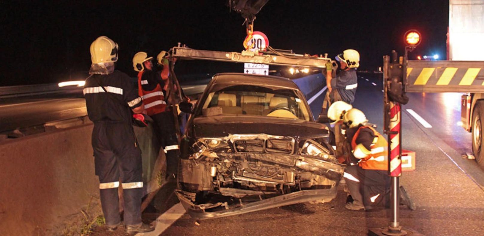 Unfall mit BMW forderte Totalsperre auf der A21