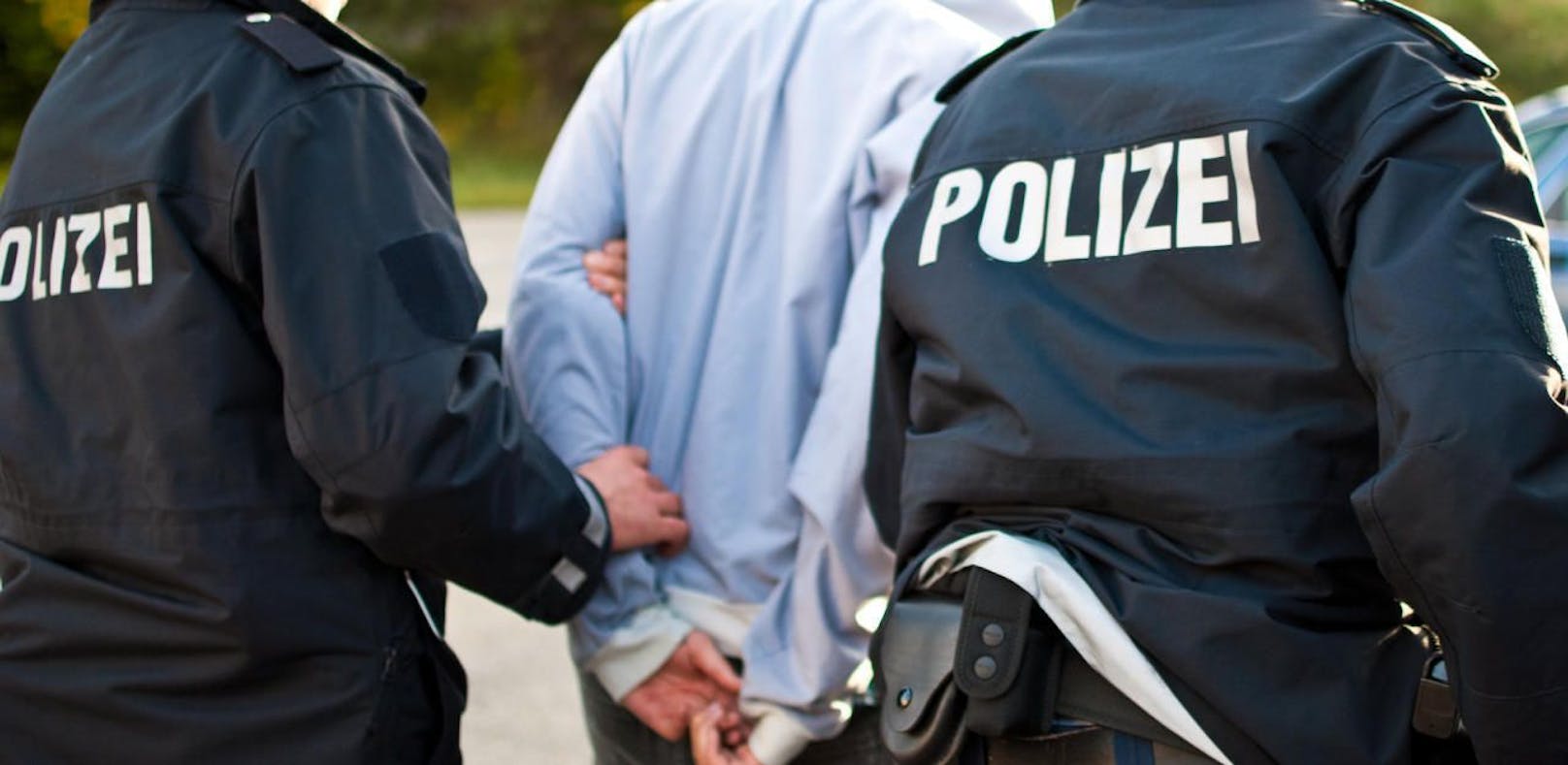 Nach "Heil Hitler" festgenommen: Der Salzburger wird nach dem Verbotsgesetz angezeigt (Symbolfoto)