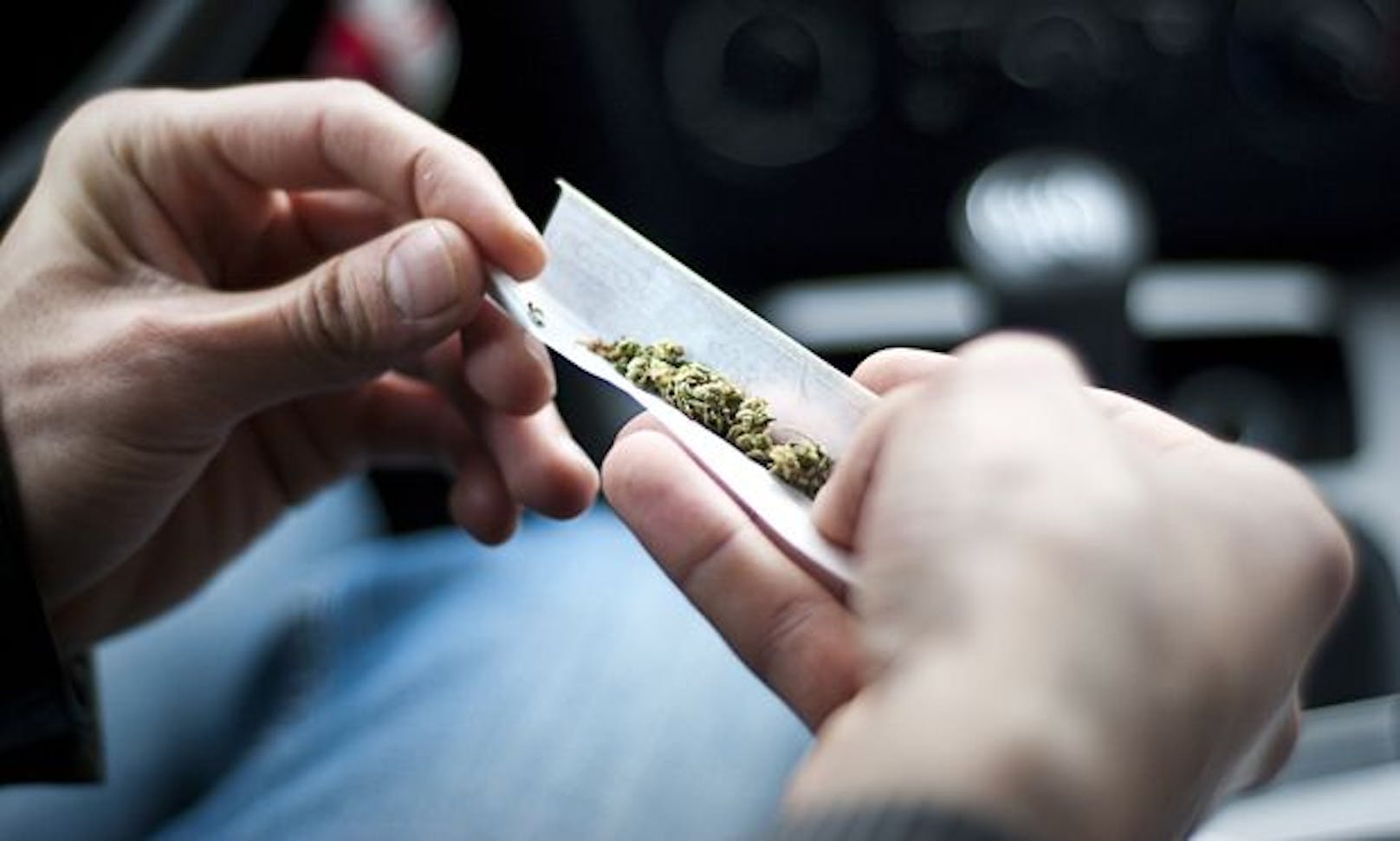 Die FPÖ ist strikt gegen einen Grenzwert für Cannabis beim Autofahren.