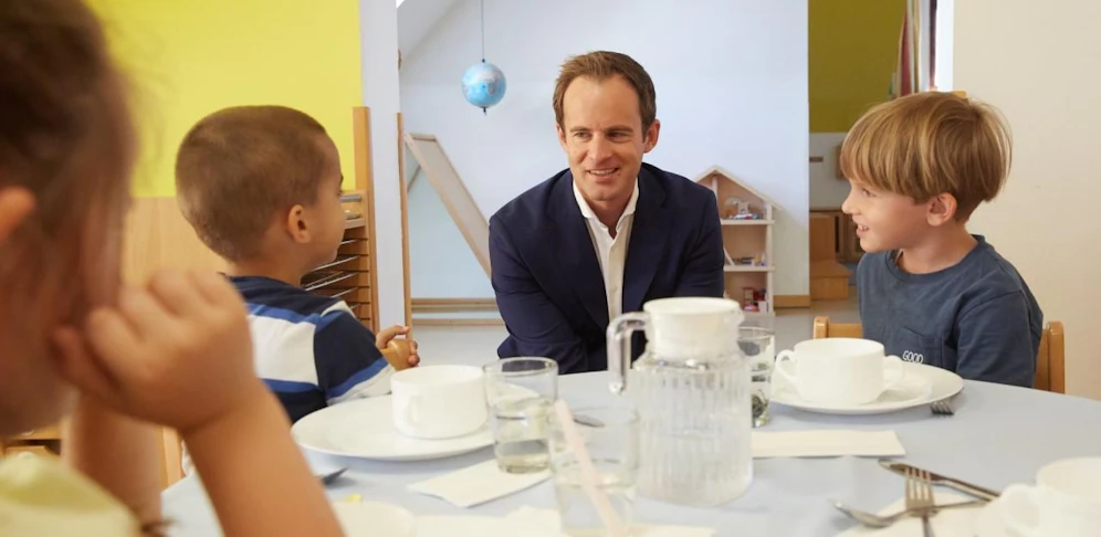 Wiens VP-Stadtrat Markus Wölbitsch befürchtet einen Personalmangel in den Kindergärten. (c) ÖVP Wien