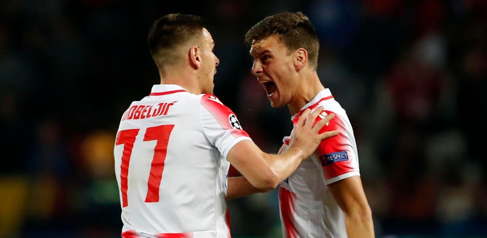 Milos Vulic (r) and Marko Gobeljic (l) wollen auch im Rückspiel gegen Olympiakos jubeln.