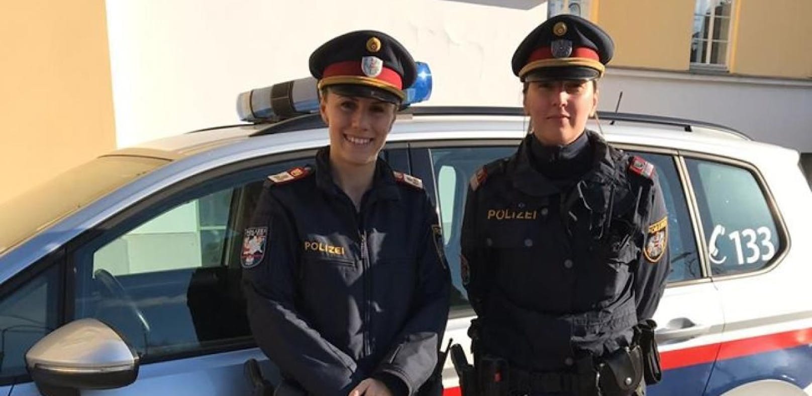 Die beiden Polizistinnen Julia, Katharina sowie eine zufällig vorbeikommende Ärztin reanimierten in Meidling ein Kleinkind.